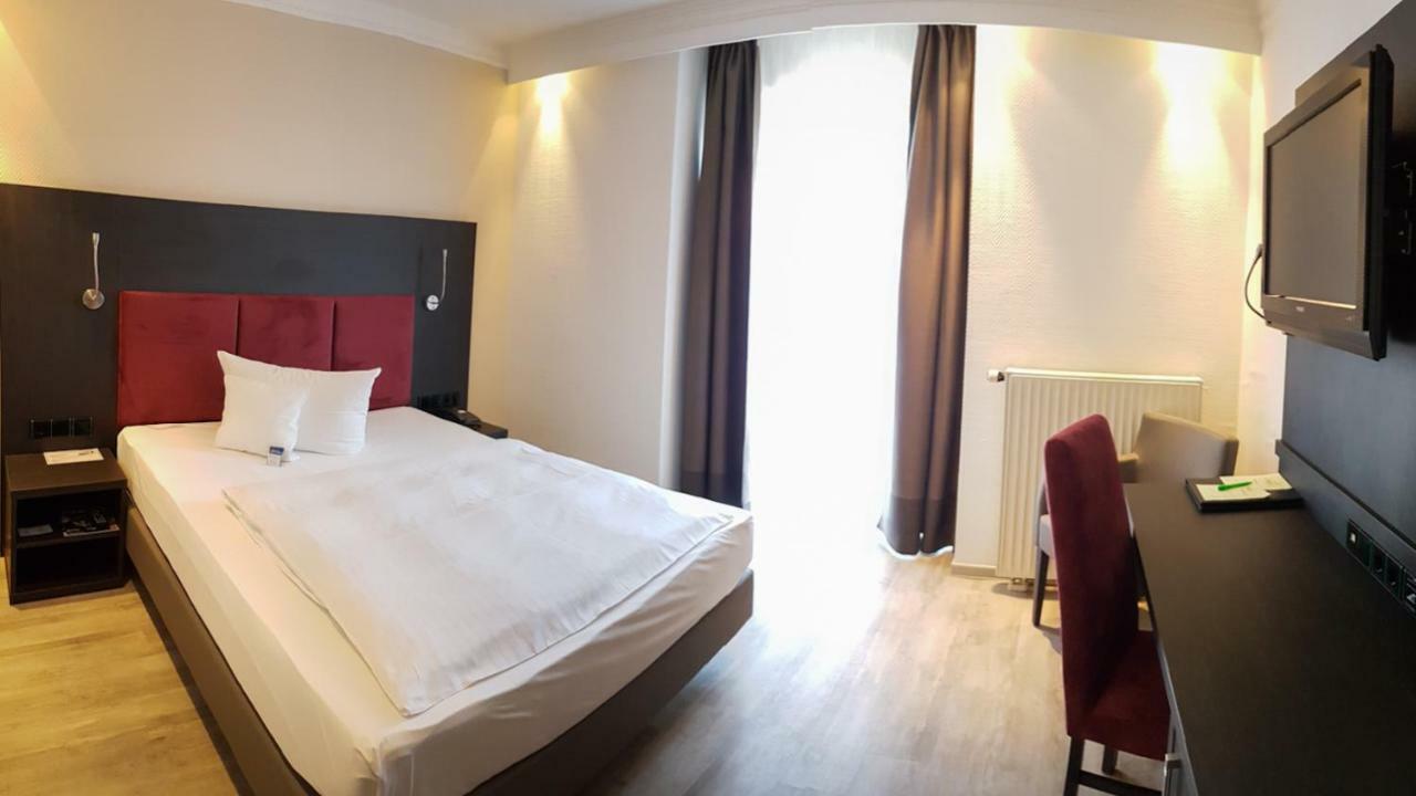 Astralis Hotel Domizil Walldorf Kültér fotó